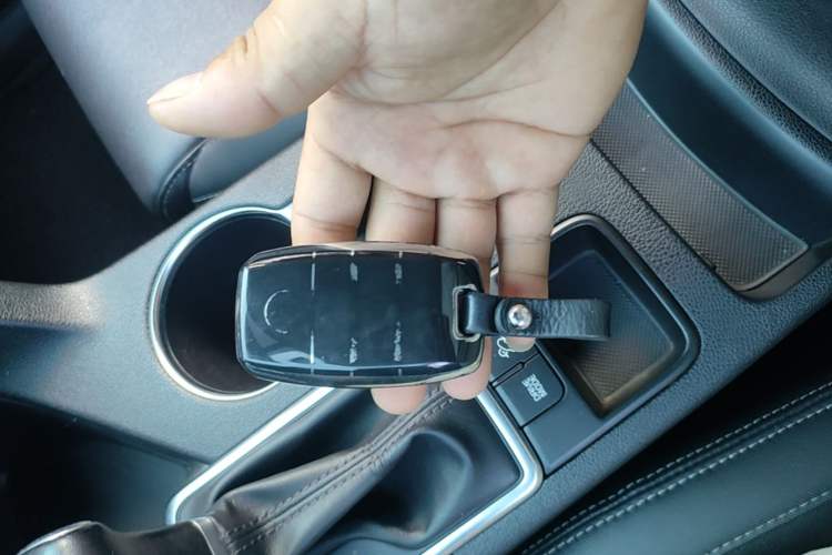 Used Kia KX5 2016 1.6T Automatic Two-Wheel Drive DLX Vehicle Key