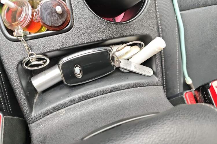 Used Kia KX5 2016 2.0L Automatic 2WD Premium Vehicle Key