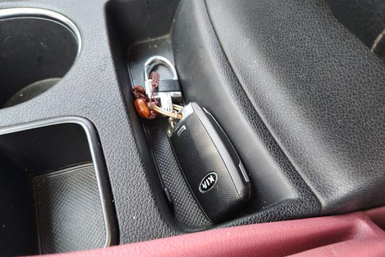 Used Kia KX5 2016 2.0L Automatic 2WD GLS Vehicle Key
