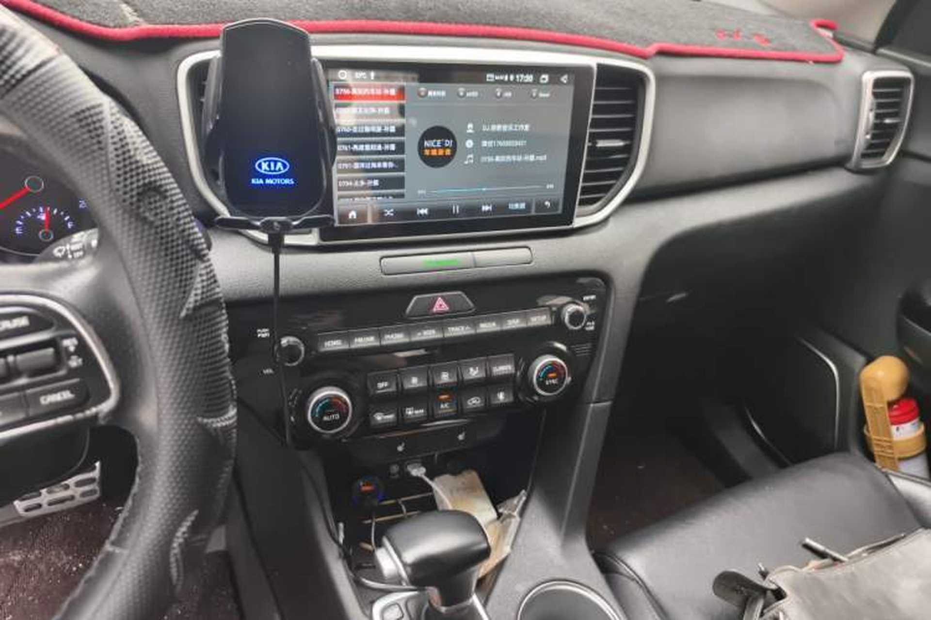 Used Kia KX5 2016 1.6T Automatic Two-Wheel Drive Premium Audio And AC Panel