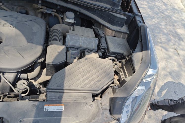 Used Kia KX5 2016 2.0L Automatic 2WD GLS Engine Bay Left