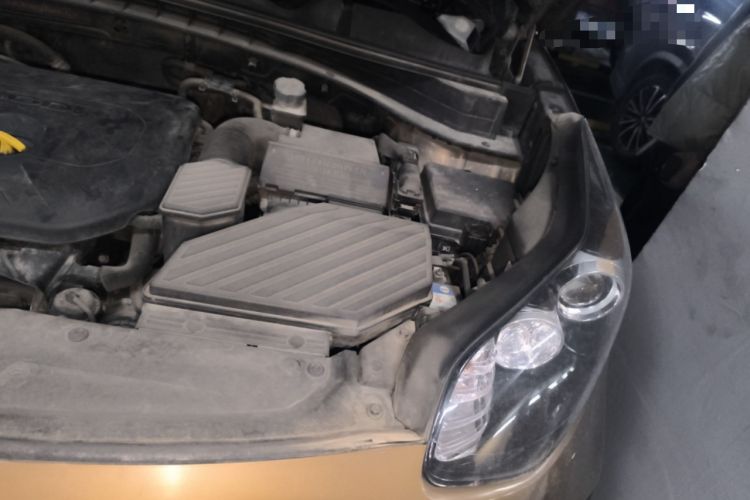 Used Kia KX5 2016 2.0L Automatic 2WD Premium Engine Bay Left