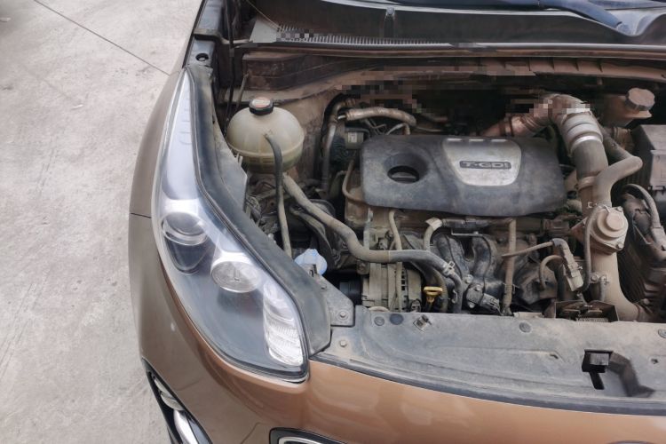 Used Kia KX5 2016 1.6T Automatic Two-Wheel Drive DLX Engine Bay Right