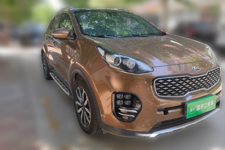 Used Kia KX5 2016 1.6T Automatic Two-Wheel Drive Premium Front Right 45 Deg