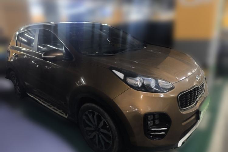 Used Kia KX5 2016 2.0L Automatic 2WD Premium Front Right 45 Deg