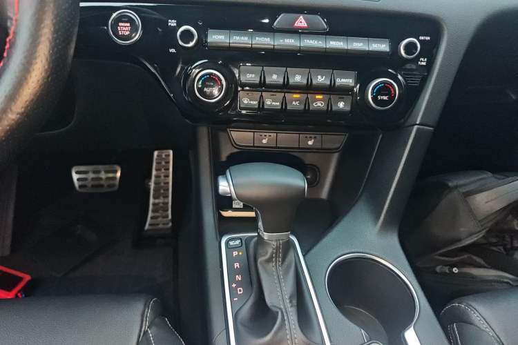Used Kia KX5 2016 1.6T Automatic Two-Wheel Drive DLX Gear Lever