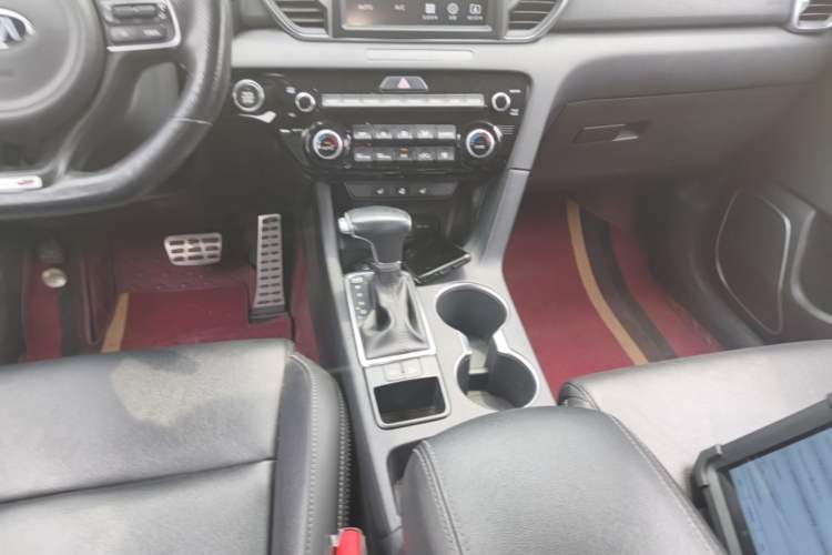 Used Kia KX5 2016 1.6T Automatic Two-Wheel Drive Premium Gear Lever