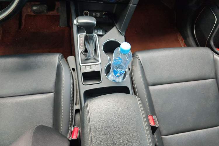 Used Kia KX5 2016 2.0L Automatic 2WD GLS Gear Lever