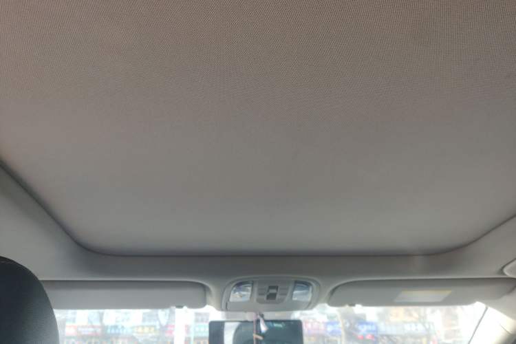 Used Kia KX5 2016 1.6T Automatic Two-Wheel Drive Premium Headliner