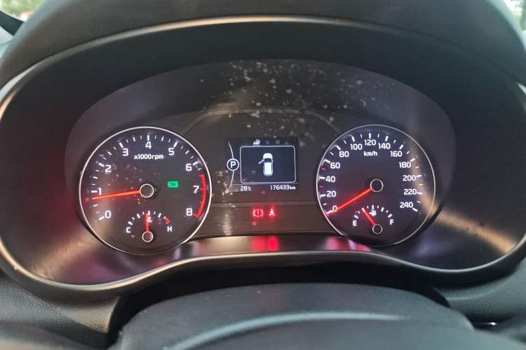 Used Kia KX5 2016 1.6T Automatic Two-Wheel Drive DLX Instrument Cluster