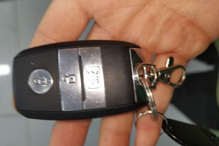 Used Kia KX5 2016 1.6T Automatic Two-Wheel Drive DLX Interior 1
