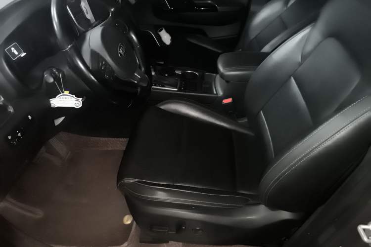 Used Kia KX5 2016 2.0L Automatic 2WD Premium Left Front Seat