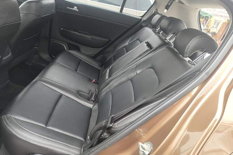 Used Kia KX5 2016 1.6T Automatic Two-Wheel Drive GL Left Rear Seat