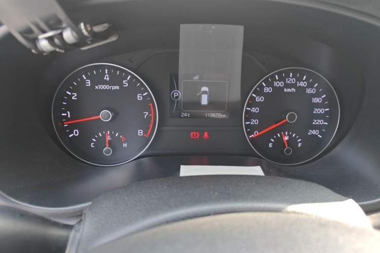 Used Kia KX5 2016 2.0L Automatic 2WD GLS Odometer Close Up