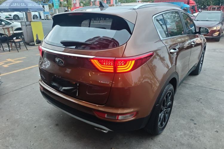 Used Kia KX5 2016 1.6T Automatic Two-Wheel Drive DLX Rear Right 45 Deg
