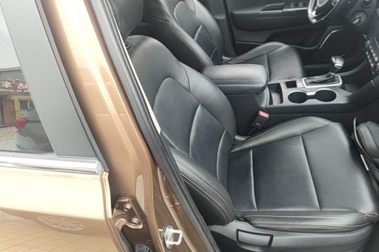 Used Kia KX5 2016 1.6T Automatic Two-Wheel Drive GL Right Front Seat