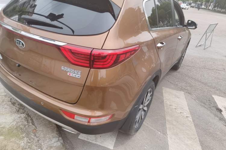 Used Kia KX5 2016 1.6T Automatic Two-Wheel Drive Premium Right Rear Taillight