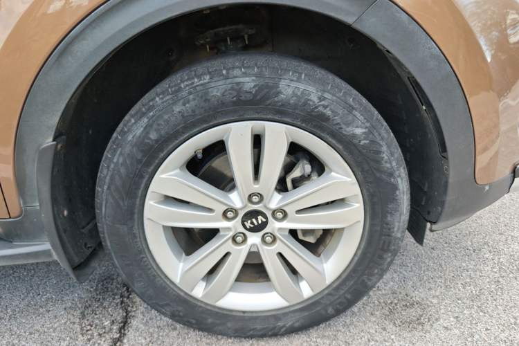 Used Kia KX5 2016 2.0L Automatic 2WD GLS Right Rear Wheel Hub