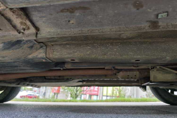 Used Kia KX5 2016 2.0L Automatic 2WD GLS Right Side Sill
