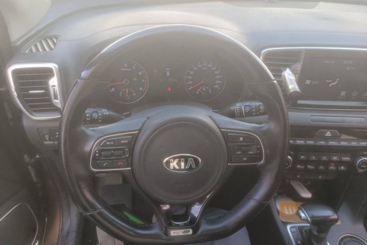 Used Kia KX5 2016 1.6T Automatic Two-Wheel Drive DLX Steering Wheel