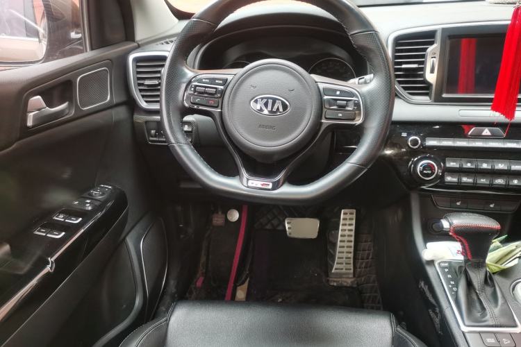 Used Kia KX5 2016 1.6T Automatic Two-Wheel Drive DLX Steering Wheel