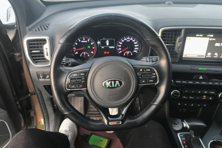 Used Kia KX5 2016 1.6T Automatic All-Wheel Drive Premium Steering Wheel