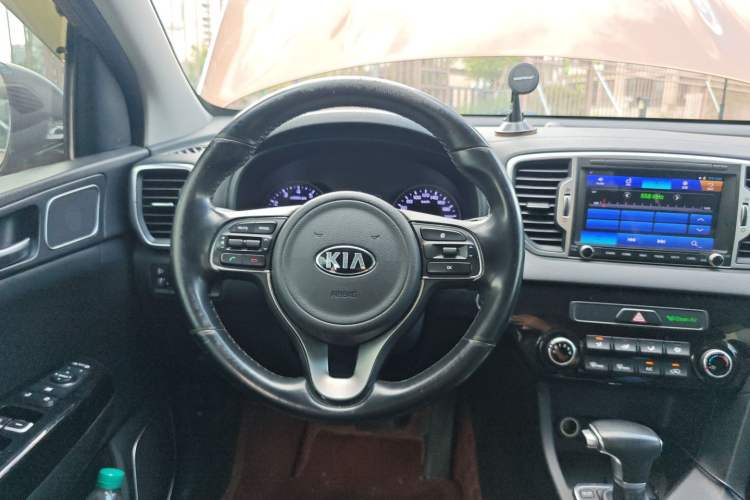 Used Kia KX5 2016 2.0L Automatic 2WD GLS Steering Wheel