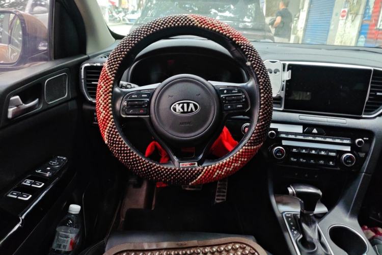 Used Kia KX5 2016 1.6T Automatic Two-Wheel Drive Premium Steering Wheel