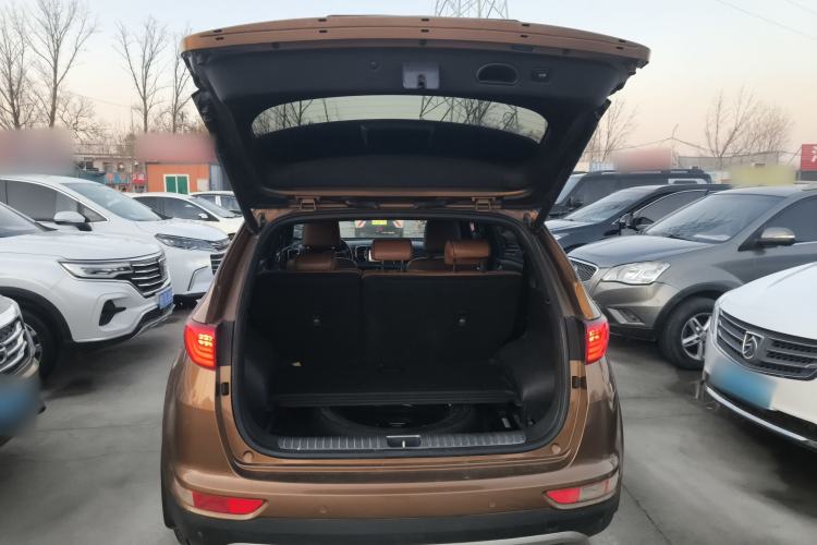 Used Kia KX5 2016 1.6T Automatic All-Wheel Drive Premium Trunk