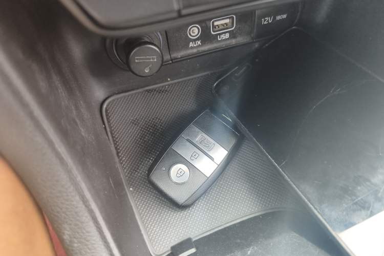 Used Kia KX5 2016 1.6T Automatic Two-Wheel Drive Premium Vehicle Key