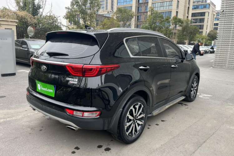 Used Kia KX5 2017 1.6T Automatic Two-Wheel Drive 15th Anniversary Special Edition DLX Exterior 5