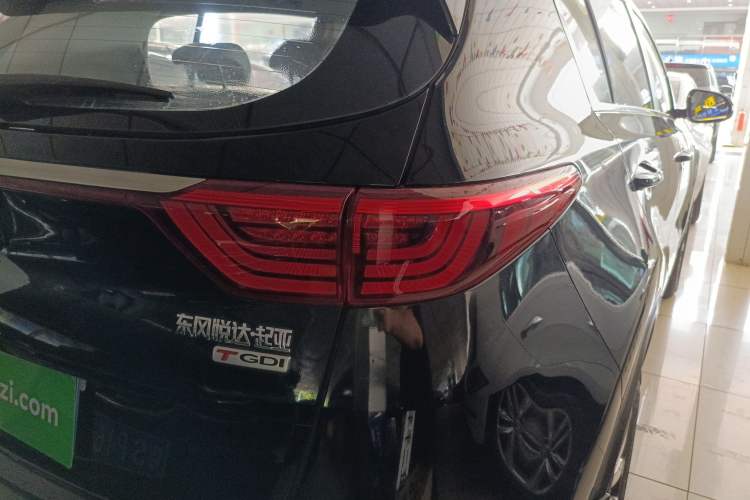 Used Kia KX5 2017 1.6T Automatic Two-Wheel Drive 15th Anniversary Special Edition DLX Exterior 6