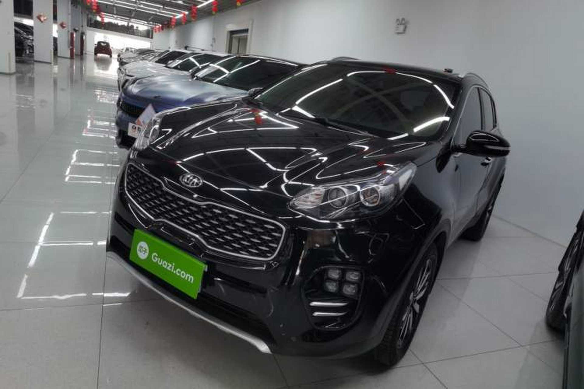 Used Kia KX5 2017 1.6T Automatic Two-Wheel Drive 15th Anniversary Special Edition DLX Front Left 45 Deg