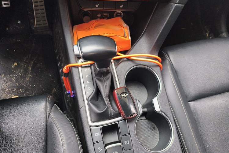 Used Kia KX5 2017 1.6T Automatic Two-Wheel Drive 15th Anniversary Special Edition DLX Gear Lever