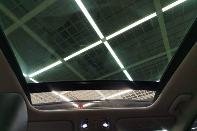 Used Kia KX5 2017 1.6T Automatic Two-Wheel Drive 15th Anniversary Special Edition DLX Headliner