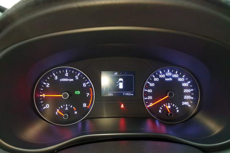 Used Kia KX5 2017 1.6T Automatic Two-Wheel Drive 15th Anniversary Special Edition DLX Instrument Cluster