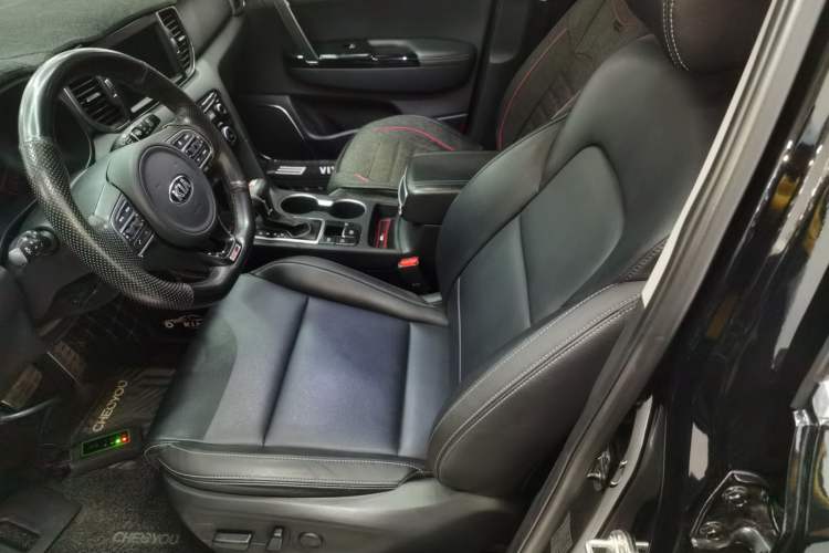 Used Kia KX5 2017 1.6T Automatic Two-Wheel Drive 15th Anniversary Special Edition DLX Left Front Seat