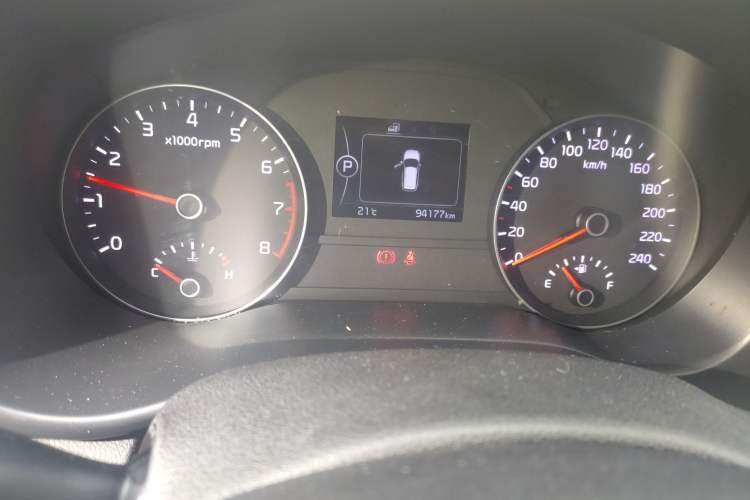 Used Kia KX5 2017 1.6T Automatic Two-Wheel Drive 15th Anniversary Special Edition DLX Odometer Close Up