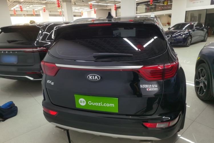 Used Kia KX5 2017 1.6T Automatic Two-Wheel Drive 15th Anniversary Special Edition DLX Rear