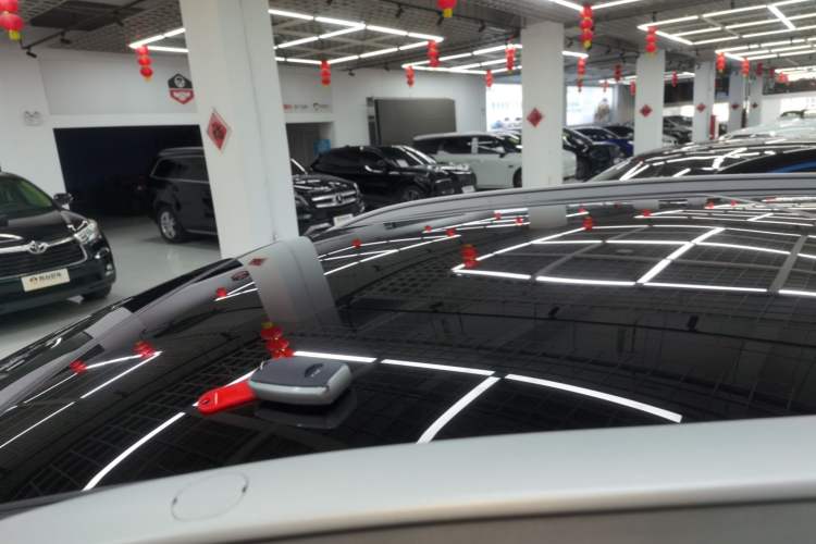 Used Kia KX5 2017 1.6T Automatic Two-Wheel Drive 15th Anniversary Special Edition DLX Roof