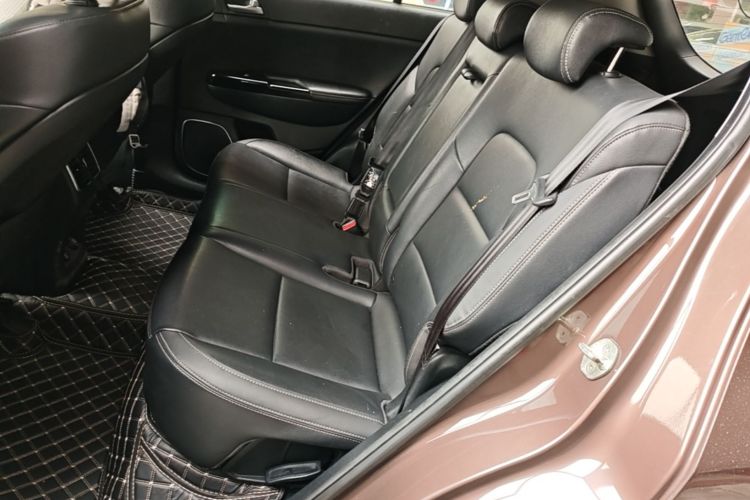 Used Kia KX5 2017 1.6T Automatic Two-Wheel Drive 15th Anniversary Special Edition DLX Left Rear Seat