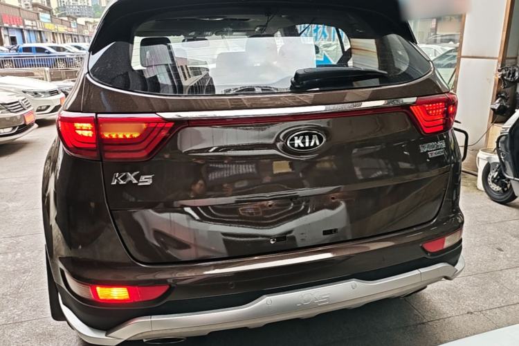 Used Kia KX5 2017 1.6T Automatic Two-Wheel Drive 15th Anniversary Special Edition DLX Rear