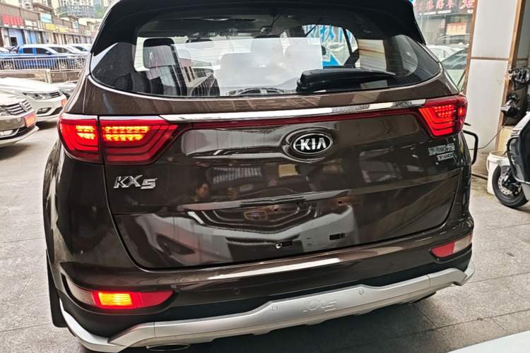 Used Kia KX5 2017 1.6T Automatic Two-Wheel Drive 15th Anniversary Special Edition DLX Rear