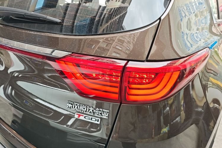 Used Kia KX5 2017 1.6T Automatic Two-Wheel Drive 15th Anniversary Special Edition DLX Right Rear Taillight