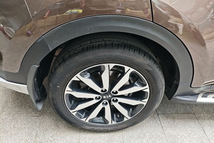 Used Kia KX5 2017 1.6T Automatic Two-Wheel Drive 15th Anniversary Special Edition DLX Right Rear Wheel Hub