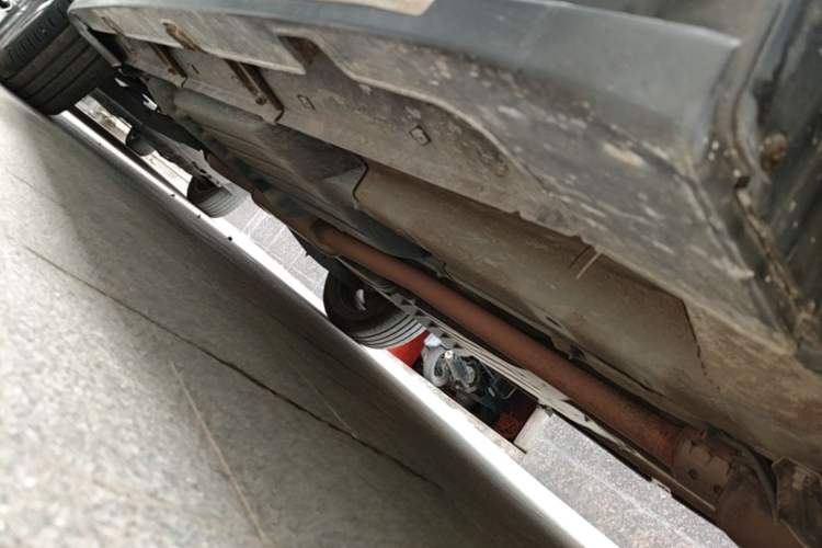 Used Kia KX5 2017 1.6T Automatic Two-Wheel Drive 15th Anniversary Special Edition DLX Right Side Sill