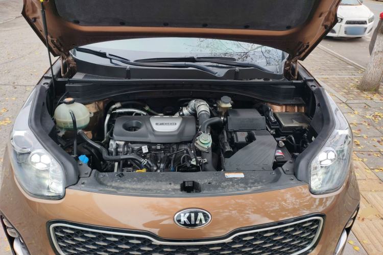 Used Kia KX5 2017 1.6T Automatic Two-Wheel Drive 15th Anniversary Special Edition DLX Engine Bay