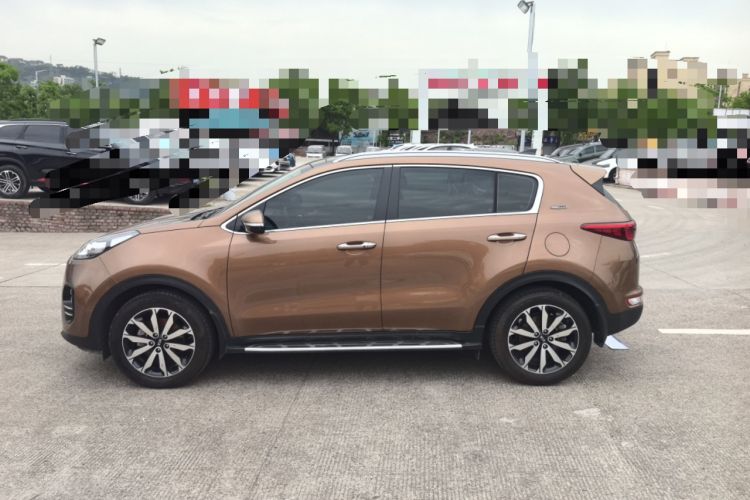 Used Kia KX5 2017 1.6T Automatic Two-Wheel Drive 15th Anniversary Special Edition DLX Left Side