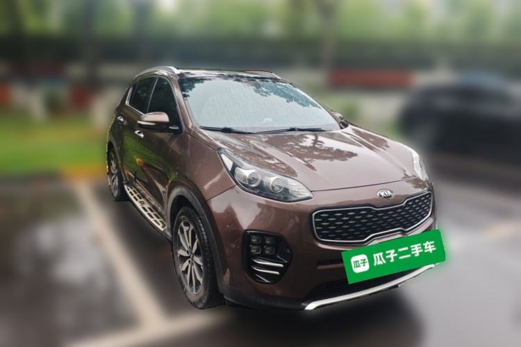 Used Kia KX5 2017 1.6T Automatic Two-Wheel Drive 15th Anniversary Special Edition DLX Front Right 45 Deg