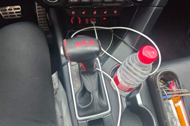 Used Kia KX5 2017 1.6T Automatic Two-Wheel Drive 15th Anniversary Special Edition DLX Gear Lever